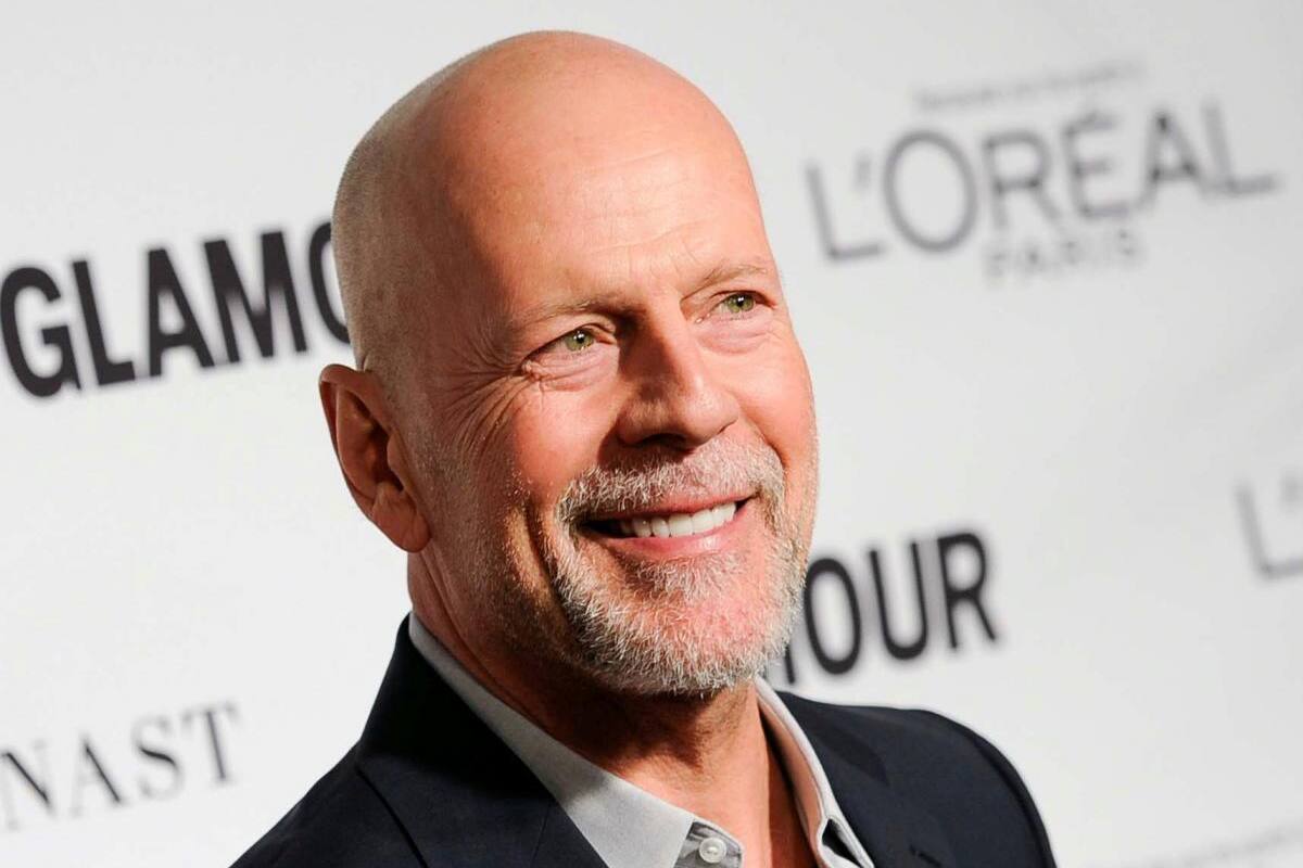 Bruce Willis se deja ver tras revelaciones de su esposa sobre su demencia