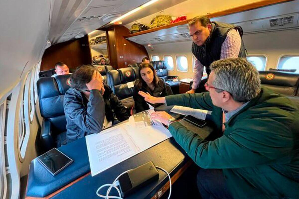 Emergencia en el avión que trasladaba al presidente Petro: ¿qué pasó?