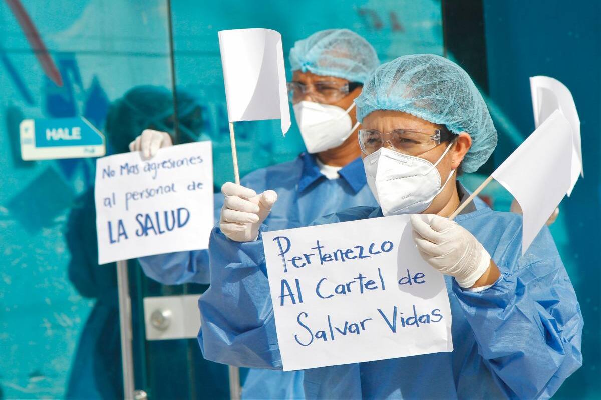Exigen protección policiva en todas las clínicas de la ciudad
