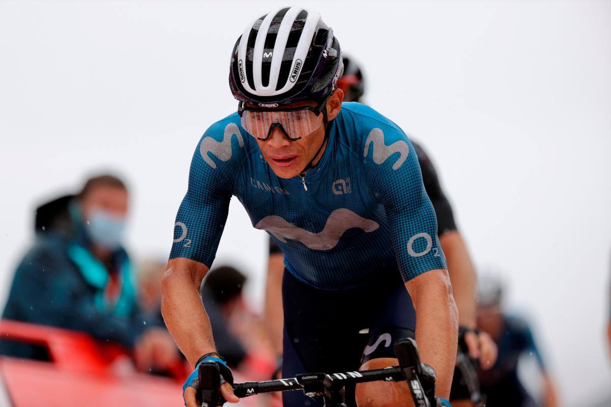“Es una pena terminar la Vuelta a España así, pido perdón”: Supermán López