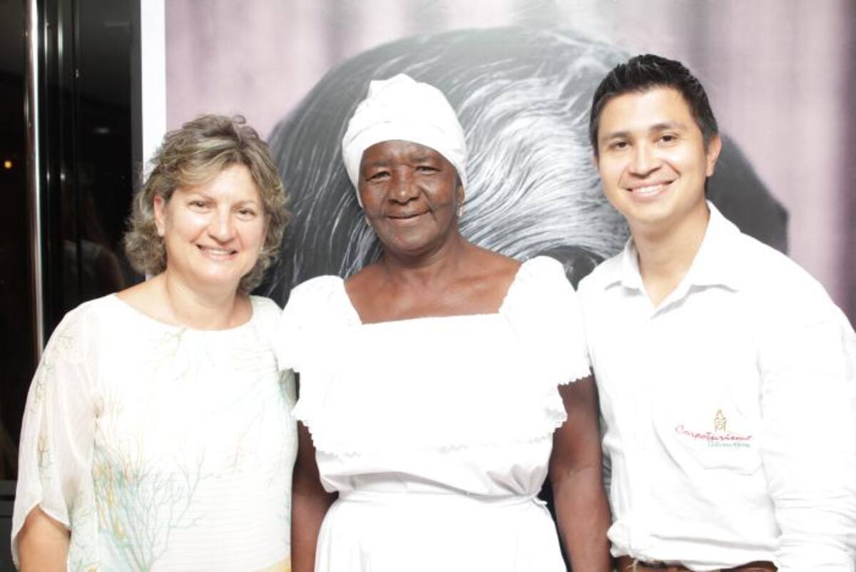 Emma Juan, Estebana Márquez y Eduardo Barrera. NAYIB GAVIRIA