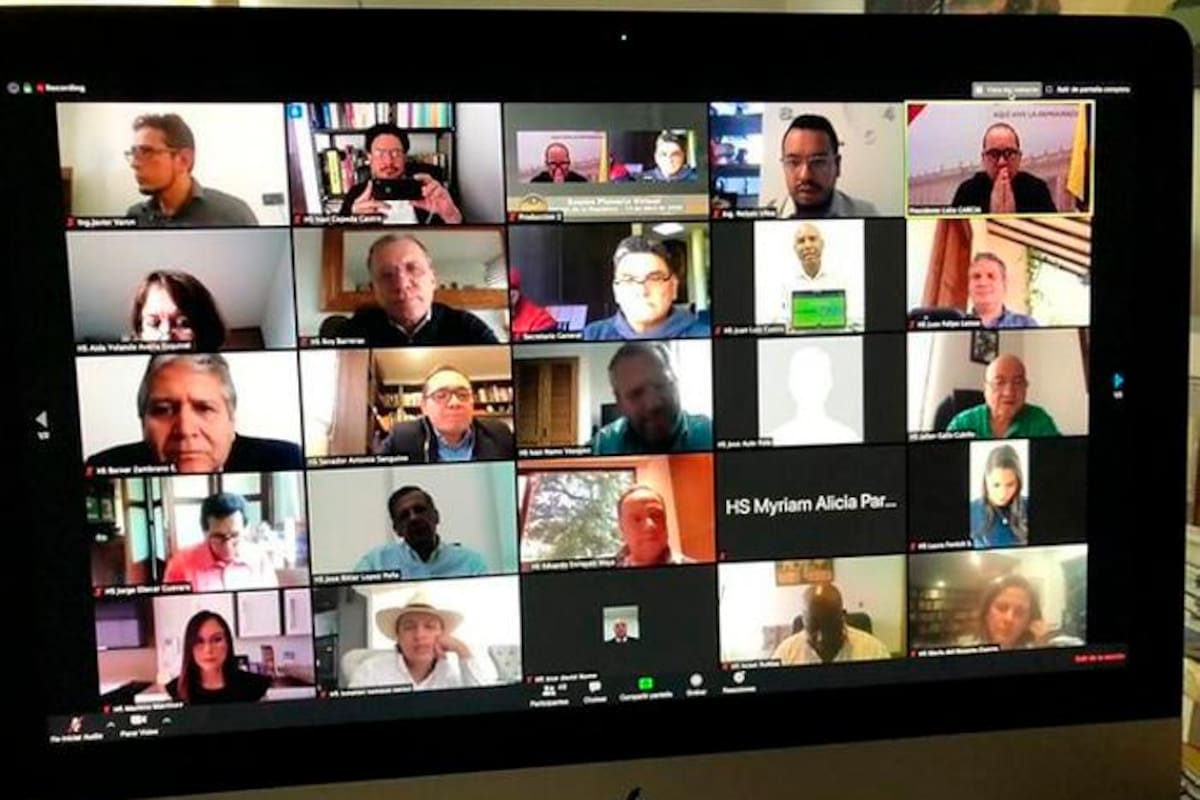 La sesión en la que sí estuvieron los 108 senadores