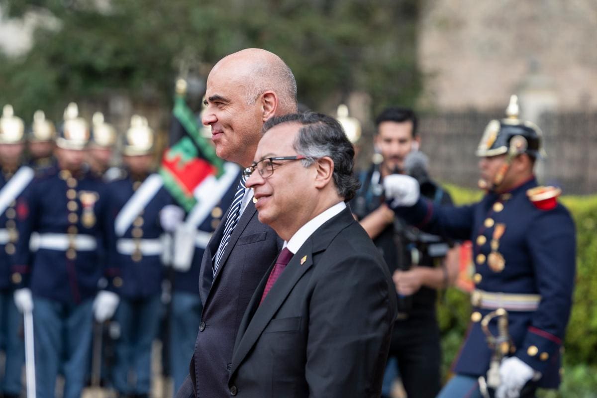 Gustavo Petro se defiende de nuevos señalamientos