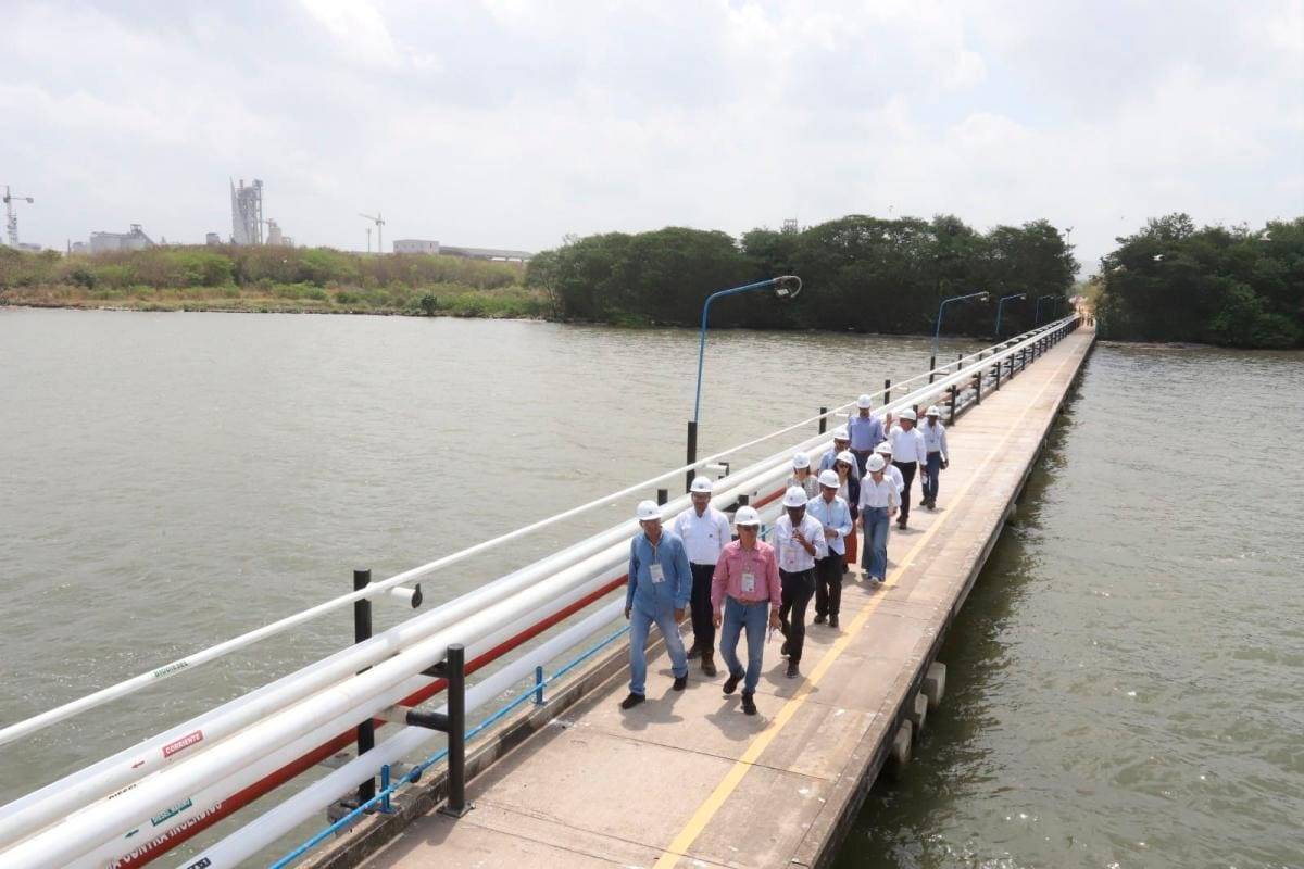 Muelle de Chevron en la Zona Industrial de Mamonal. // Cortesía
