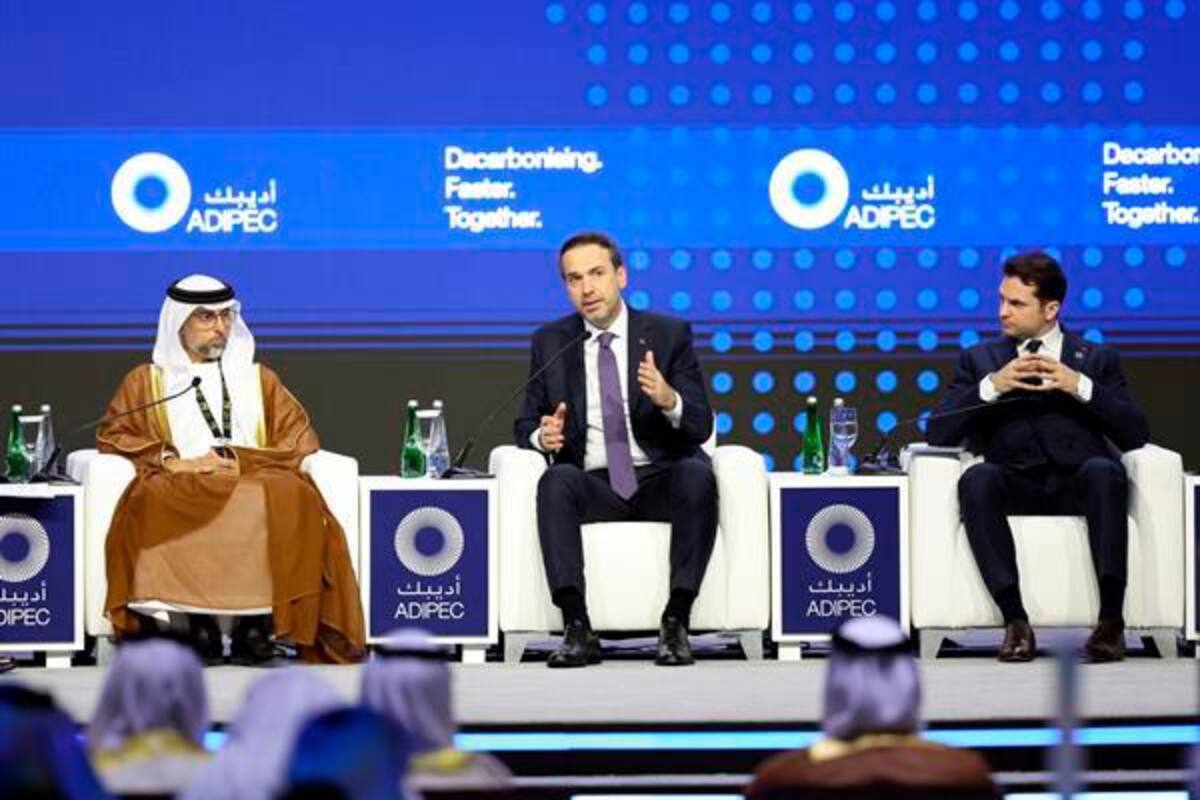 Hoy inicia la conferencia mundial sobre petróleo y gas de los Emiratos Árabes