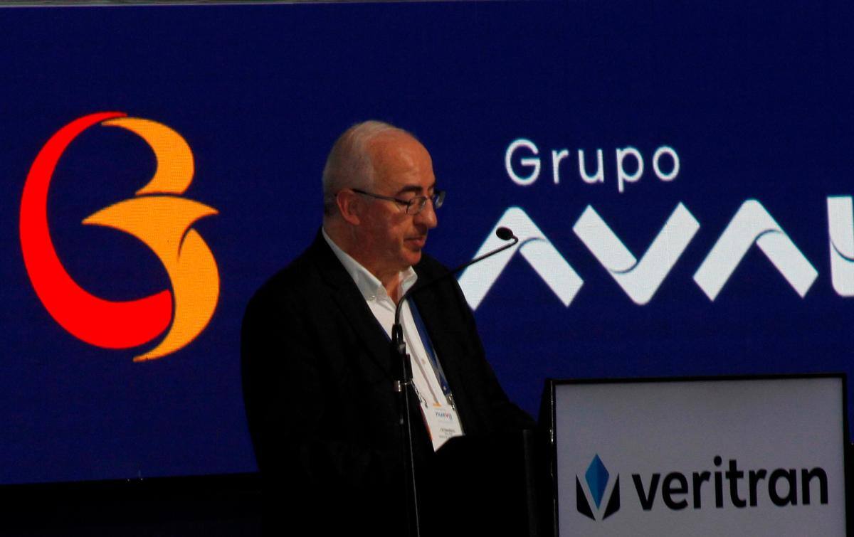 El gerente del Banco de la República, Leonardo Villar, interviene en la apertura de la Convención Bancaria 2023, en el Centro Internacional de Convenciones Cartagena de Indias. //HFA y ZENIA VALDELAMAR -EU.