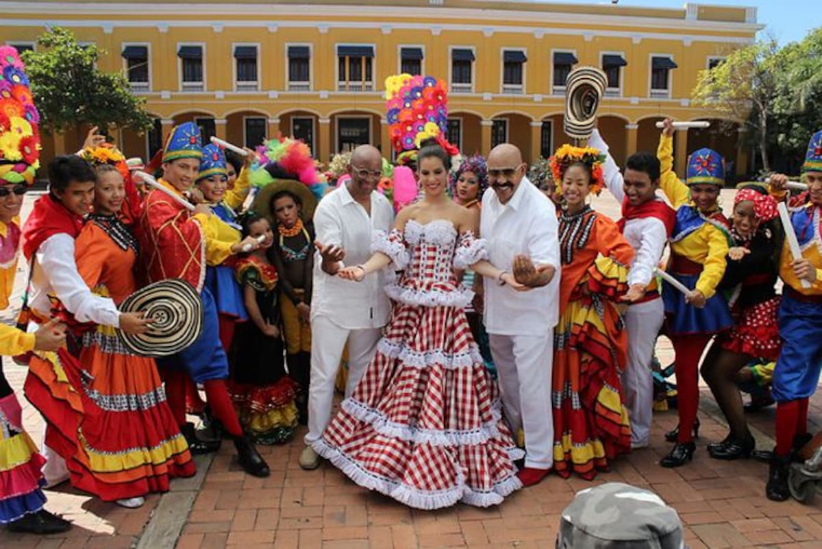 La Toma de la Ciudad es un evento que reaparece en las actividades oficiales del Carnaval de Barranquilla tras nueve años, la última se hizo en el 2004. EL UNIVERSAL