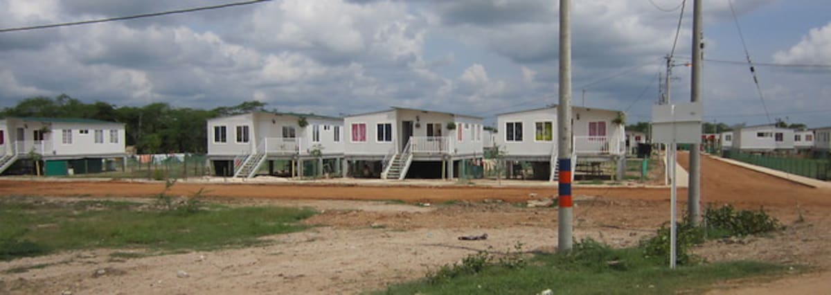 Así son las casas entregadas a los damnificados. COLPRENSA