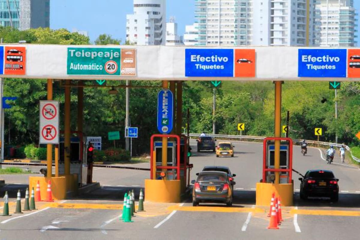 Peajes habrían causado detrimento de $300 mil millones: Contraloría