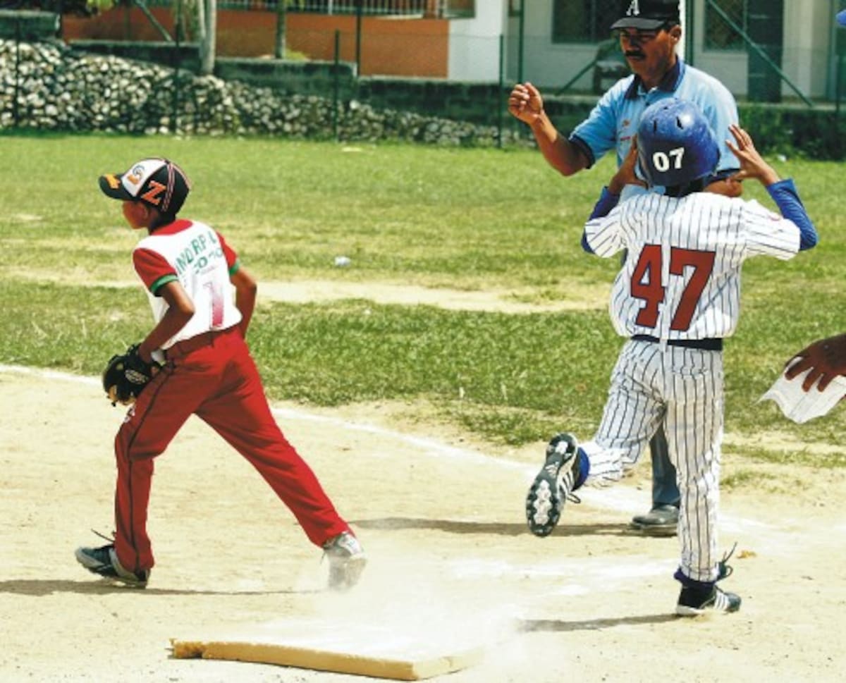 La Escuela de Béisbol de Comfasucre aspira firmar su primer pelotero en unos cinco años. ARCHIVO