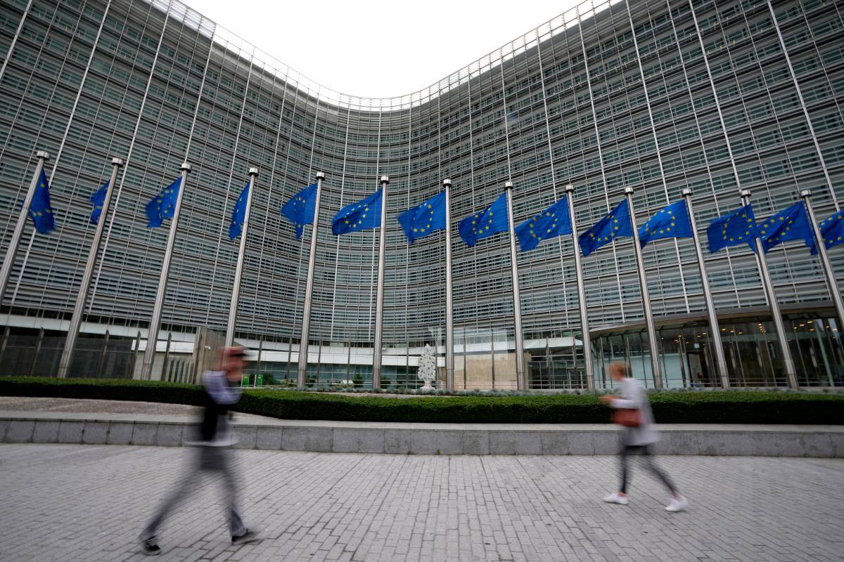 Nueva ley europea obliga a 3 sitios porno a verificar edad de usuarios