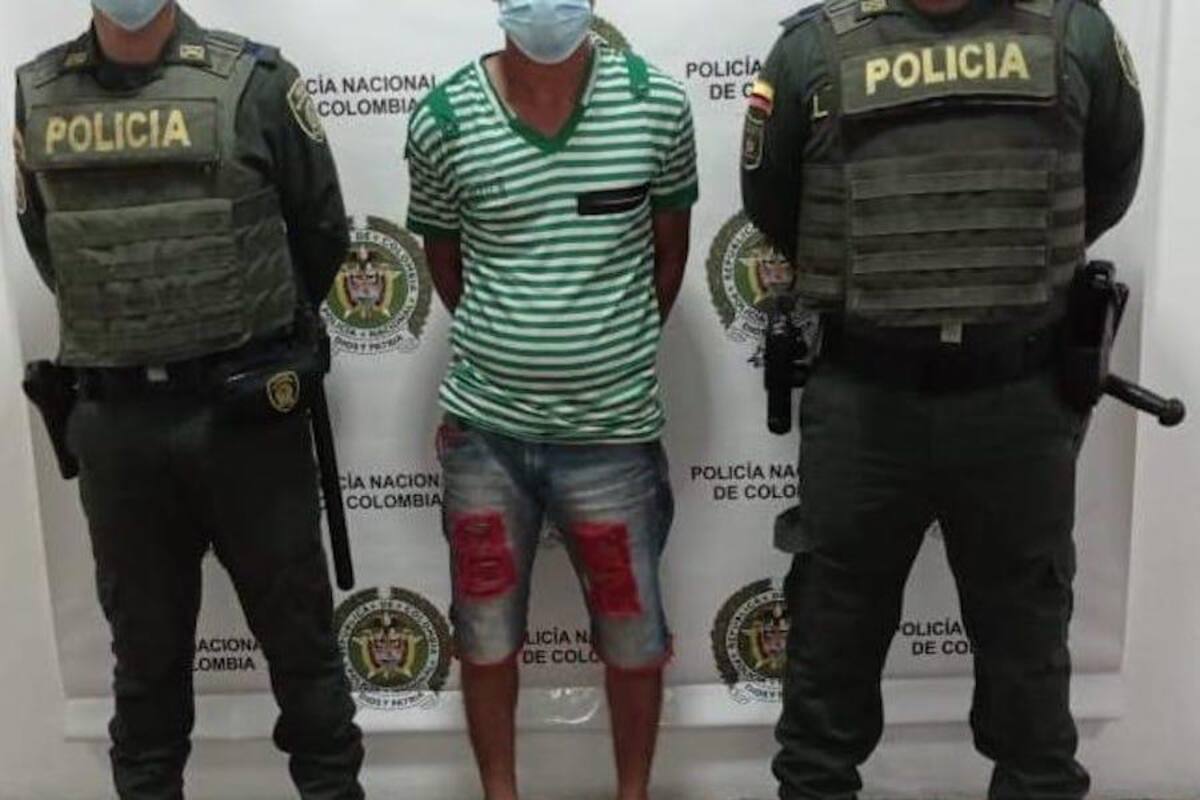 Capturan en Campo de la Cruz a hombre por agredir a una mujer