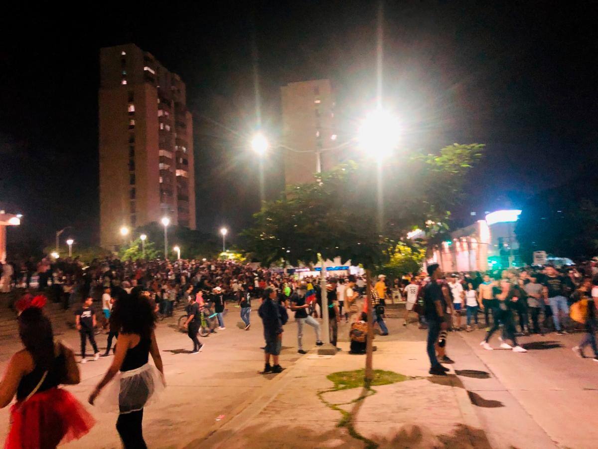Más de 10.000 estudiantes del Atlántico participaron en la protesta. //
