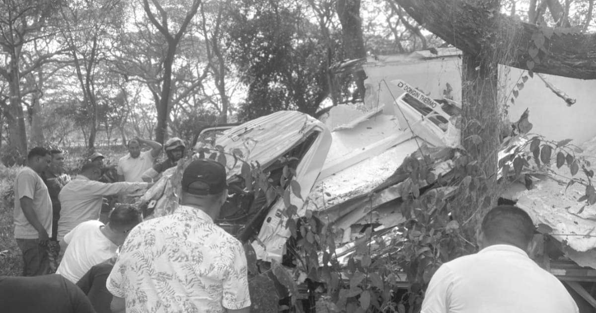 Yamil Espinosa perdió la vida en accidente de furgón en la vía Turbaco-Arjona