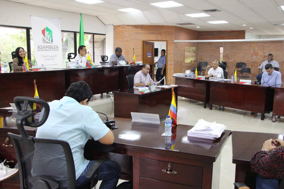 Diputados sucreños respaldan movilización social de los mojaneros