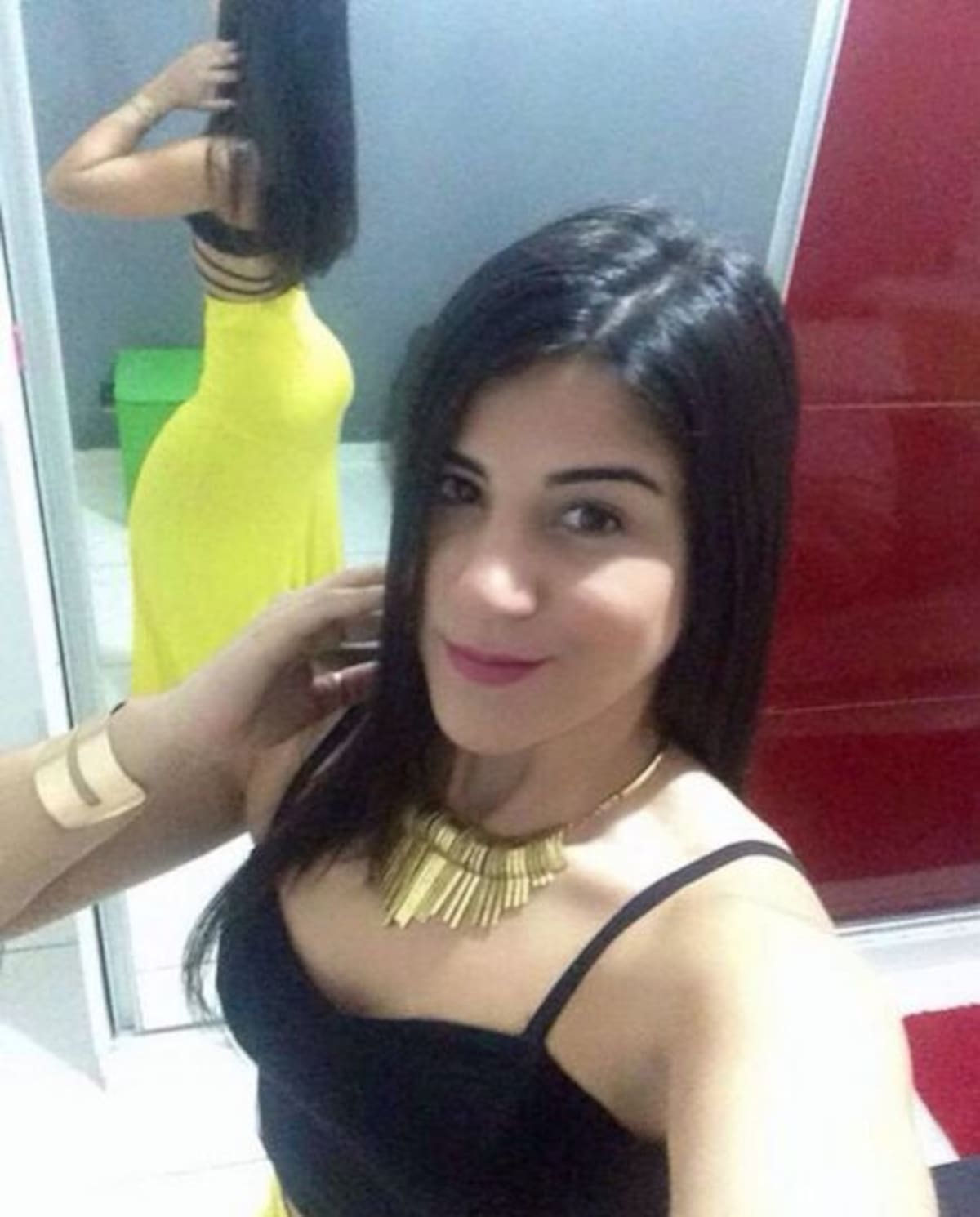 Con 27 años, Daiane Cattani es la sexy novia del ex jugador brasileño, caracterizado por sus relaciones con hermosas mujeres. INSTAGRAM