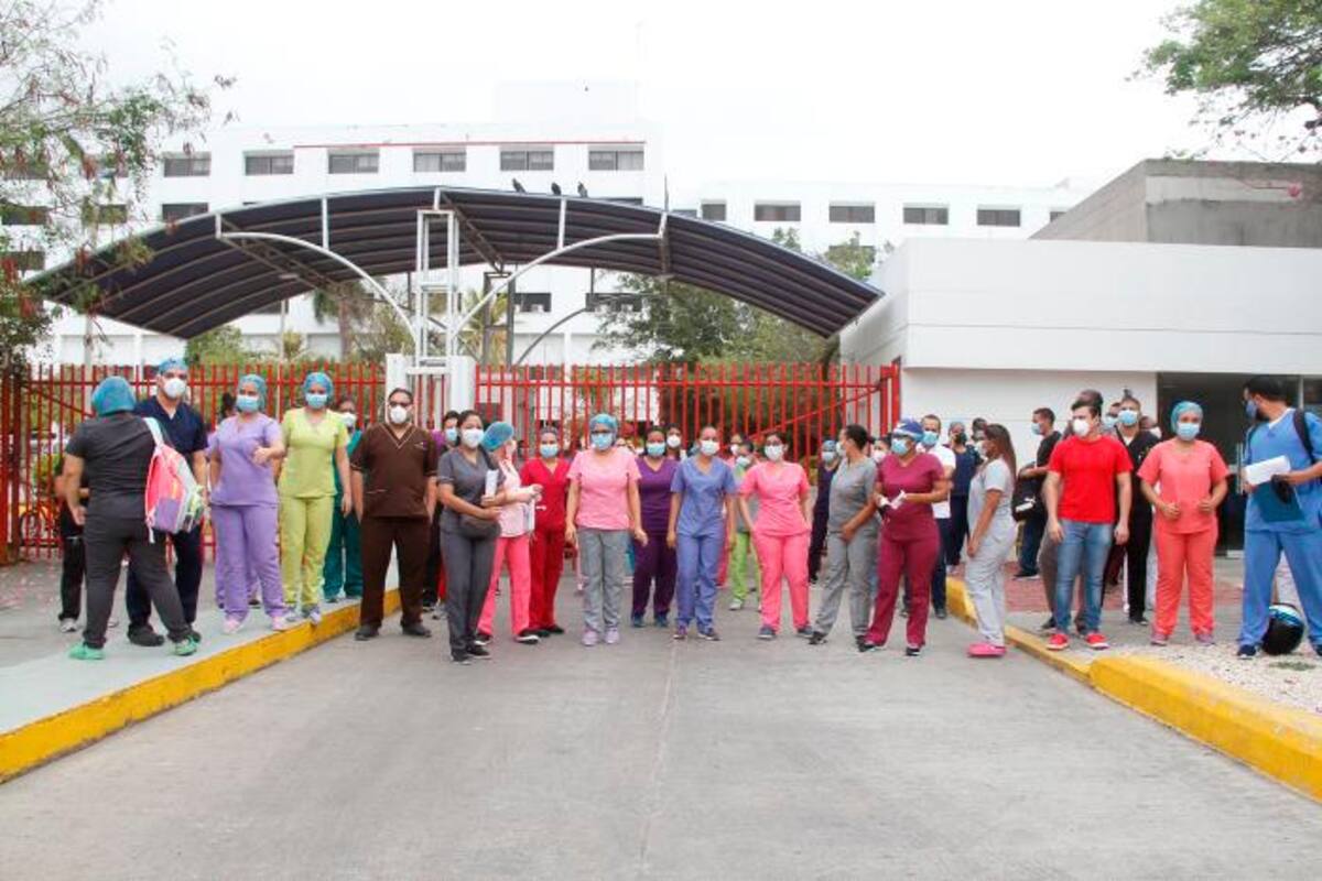 Personal de salud y directiva de la Clínica El Bosque siguen sin conciliar