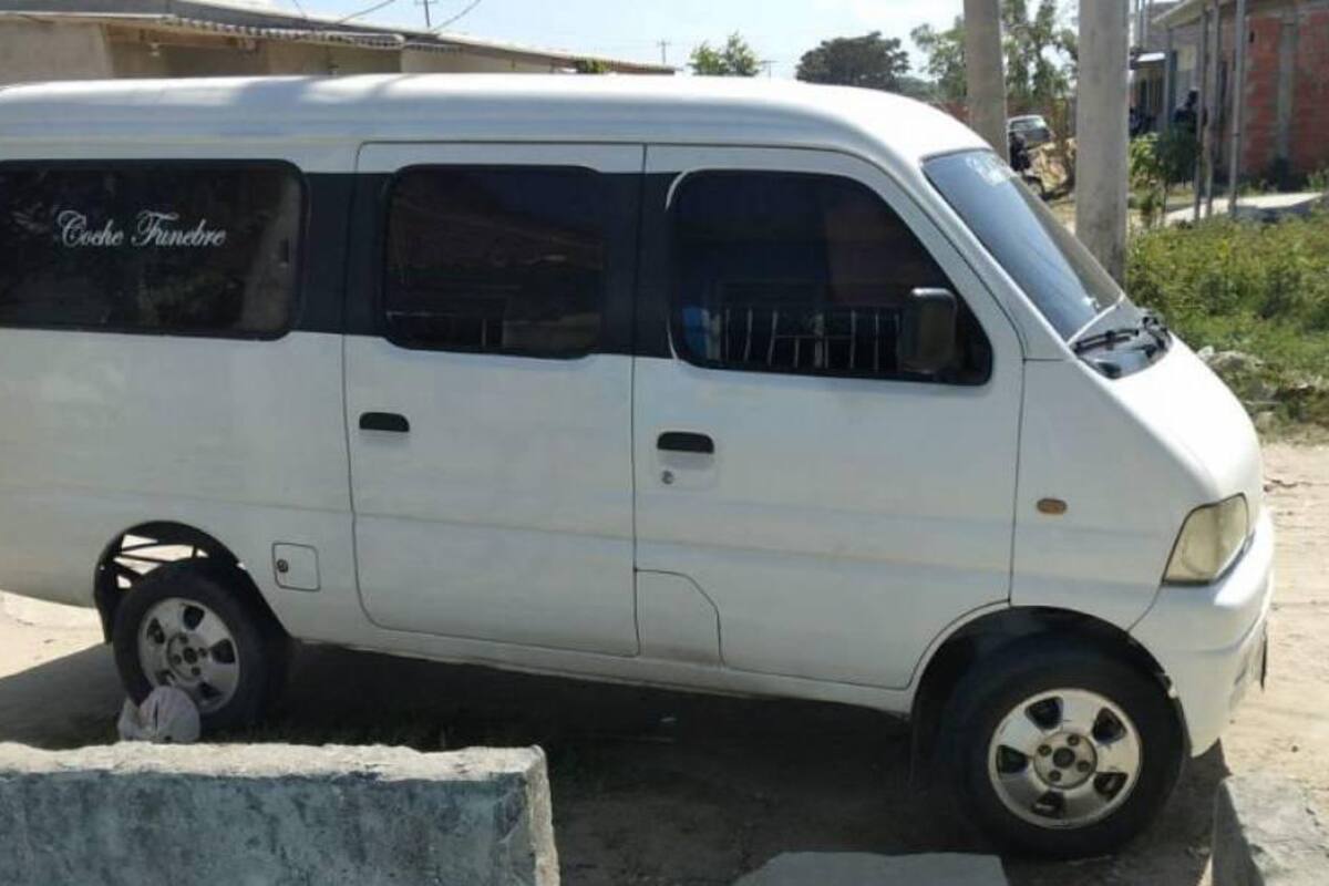 Autoridades buscan coche fúnebre robado en Barranquilla