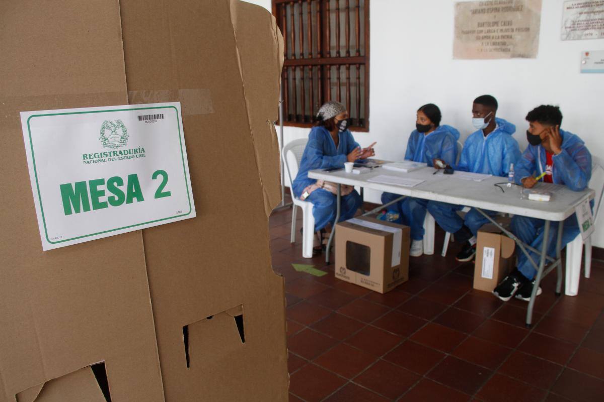 Pobre participación en elecciones de Consejos de Juventud en Cartagena