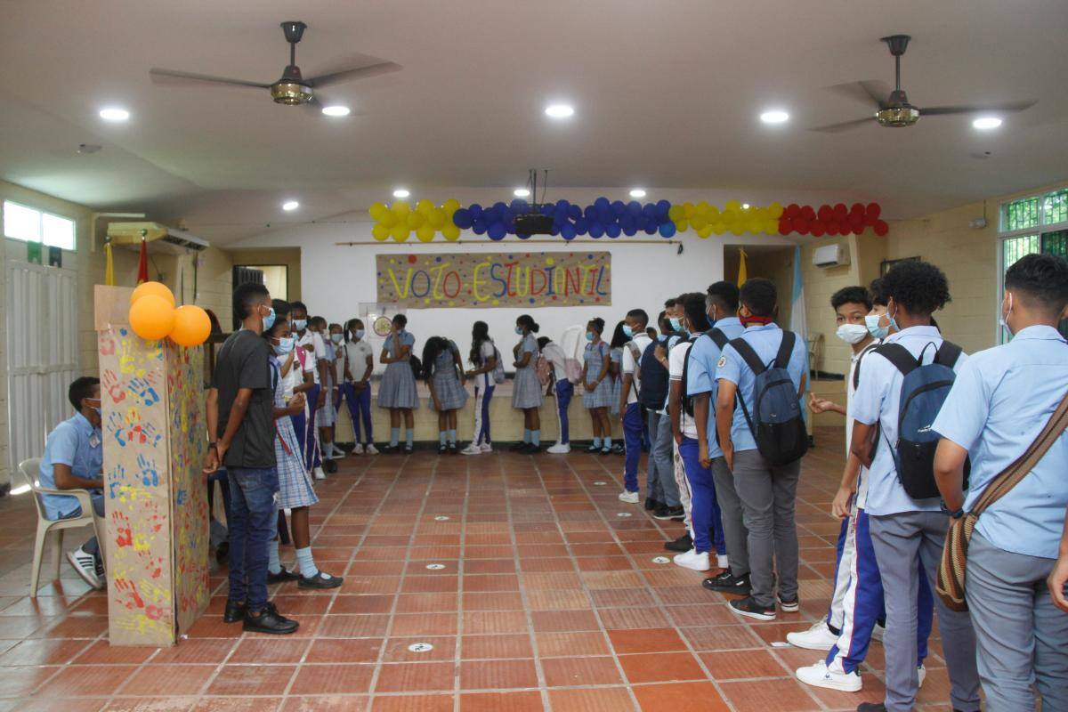 72 colegios participaron en elecciones pedagógicas