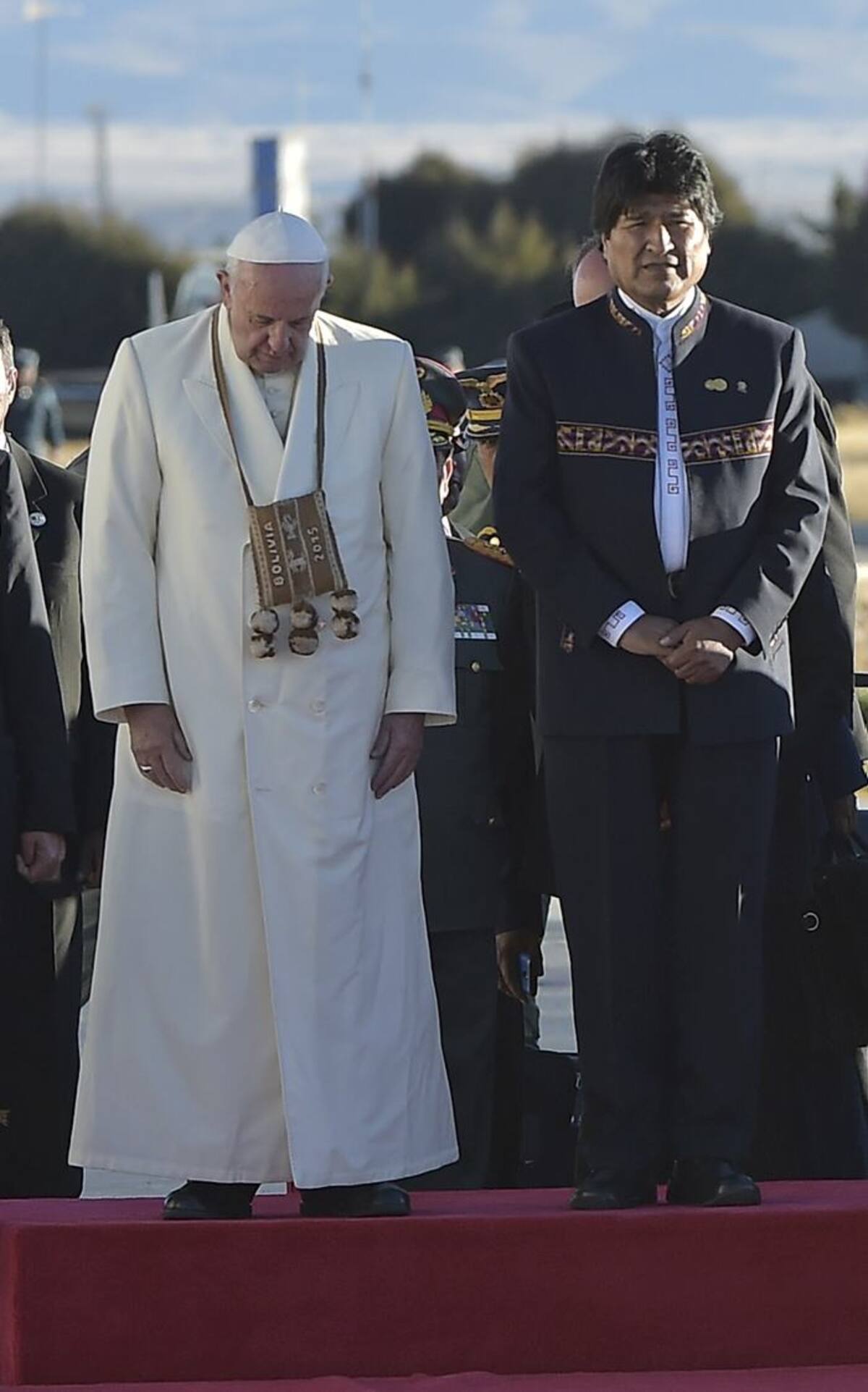 Papa Francisco en compañia del presidente de Bolivia, Evo Morales. AFP VINCENZO PINTO