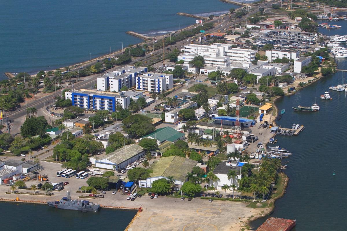 La Base Naval de la Armada seguirá estando en Cartagena