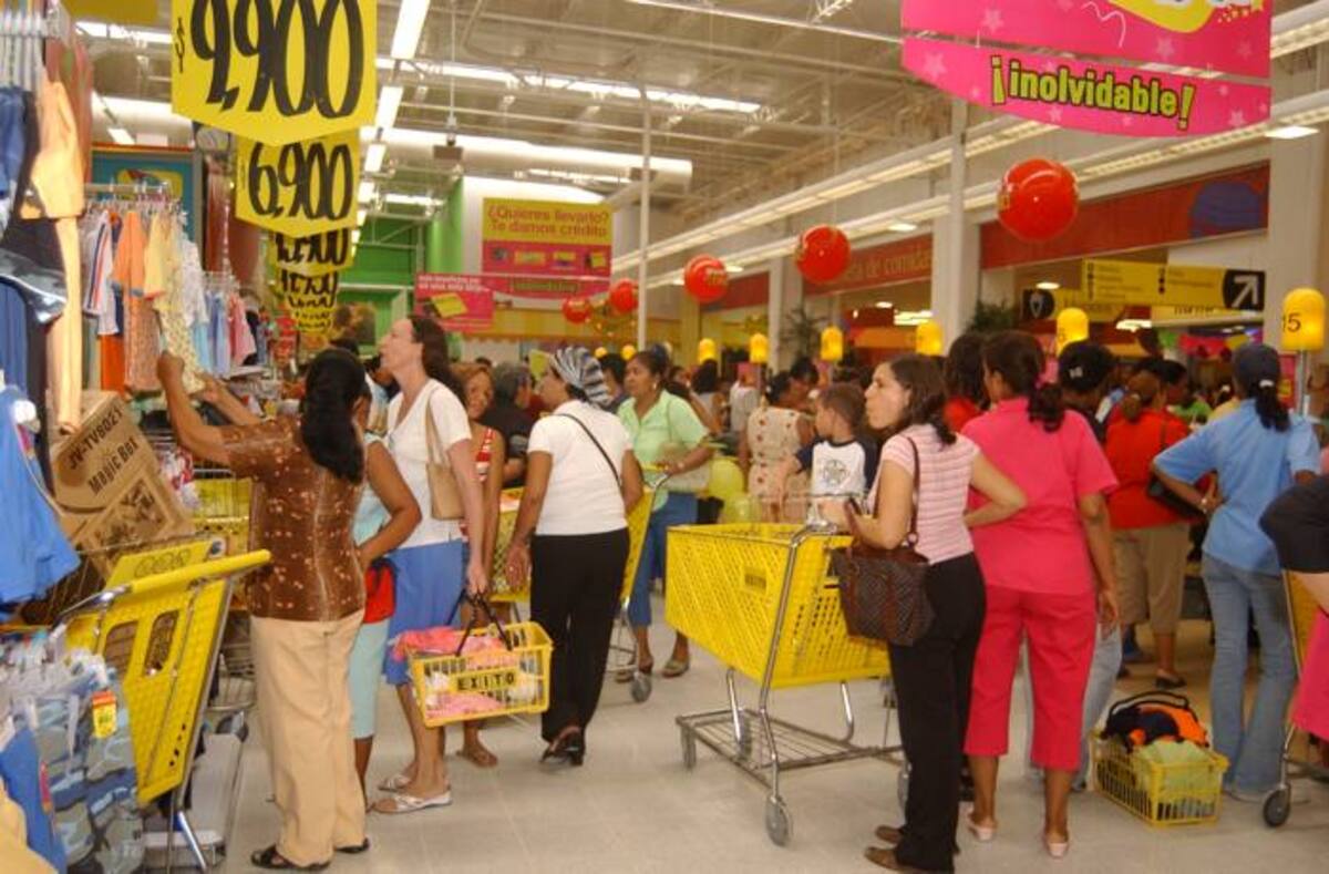 Los consumidores que en el 2012 compran teniendo como principal motivo el precio, en ocho años podrían hacerlo por la calidad, aseguran los expertos. Muchos compradores ya no irán a los almacenes y supermercados sino a través de internet.