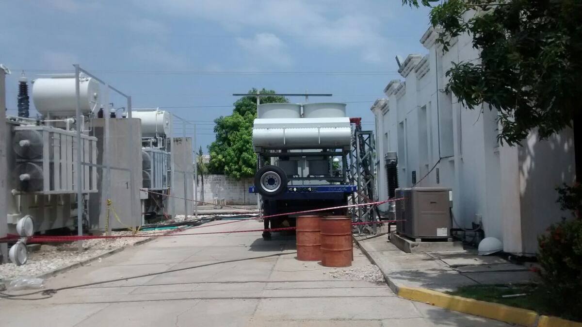 Electricaribe adelanta trabajos para la instalación del nuevo transformador en la subestación de Zaragocilla. ÓSCAR DÍAZ- EL UNIVERSAL