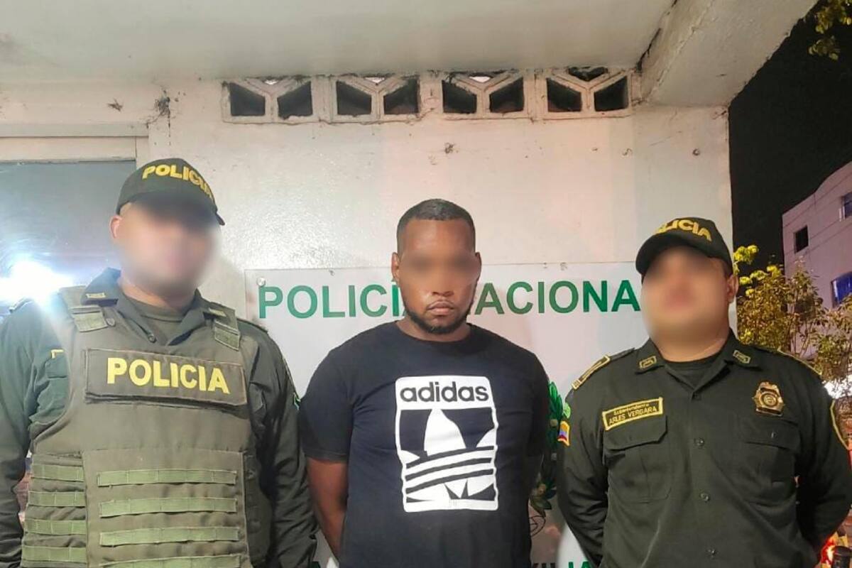 Capturan a taxista con pistola de las Fuerzas Militares luego de un robo