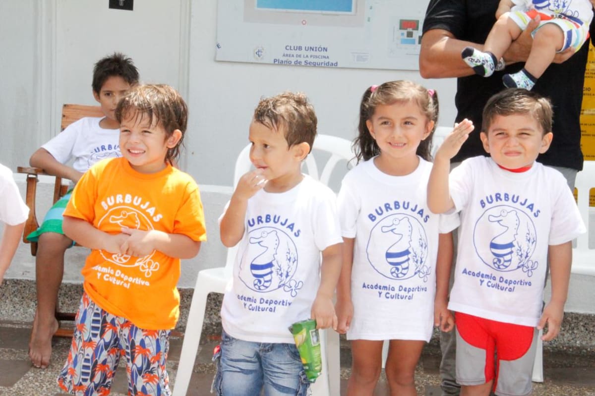 Nicolas Fava, Mario Bernal, Alana Mccolm y Benjamín Mccolm.