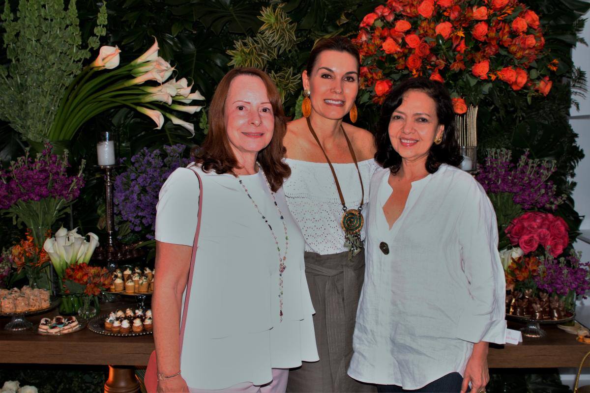 Paulina Meisel, Stephanie Sudén y Nhora de Ayola.