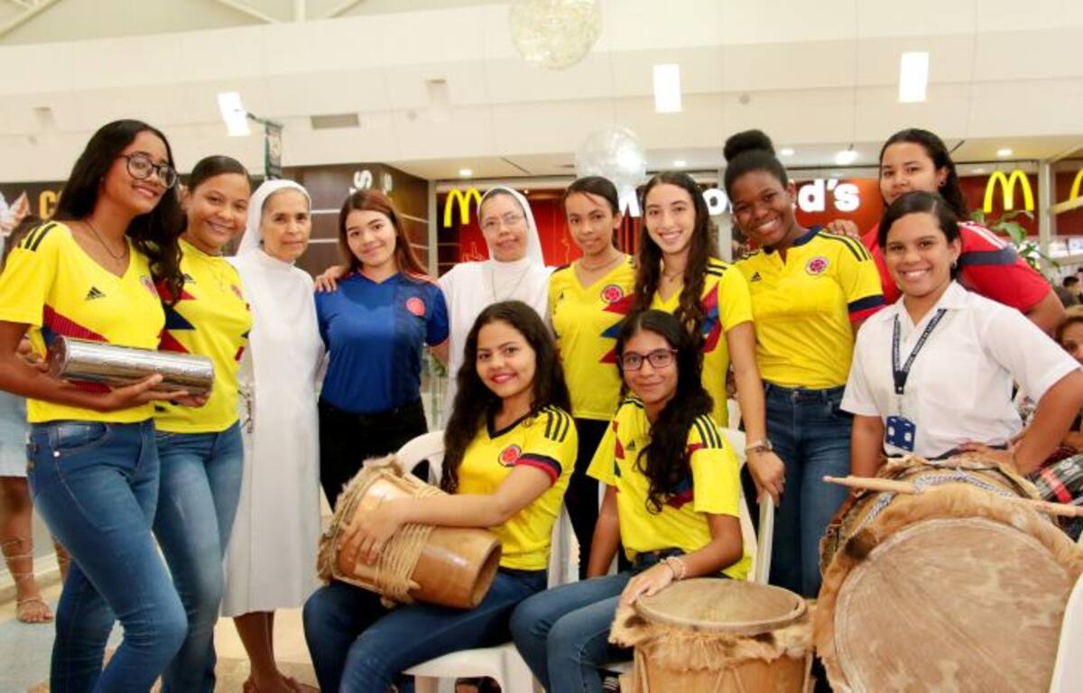 Lorena Mendoza, Georgette Hernández, Ángela Tovar, Sara Sampayo, Flor Enid Ramos, Valentina Marrugo, Daniela Leal, Daniela Camacho, Daniela Olier, Elena Perfilan, Yulieth García y Silvana Bolaños. Cortesía