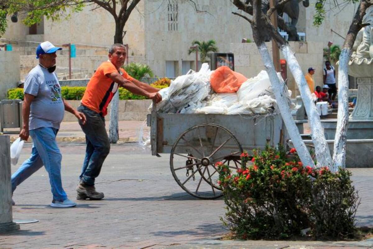 Vecinos de Manga promueven campaña para ayudar a vendedores ambulantes