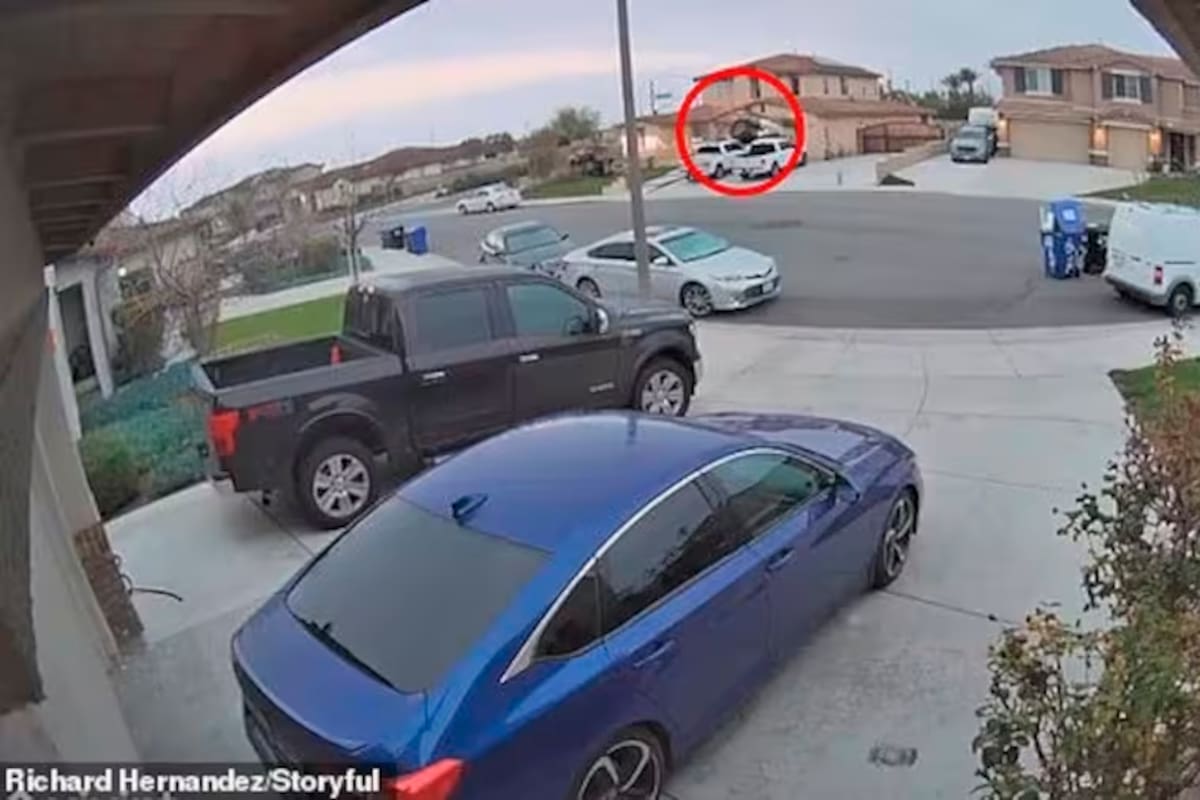 Video: carro salió “disparado” y se estrelló contra una casa en EE. UU.