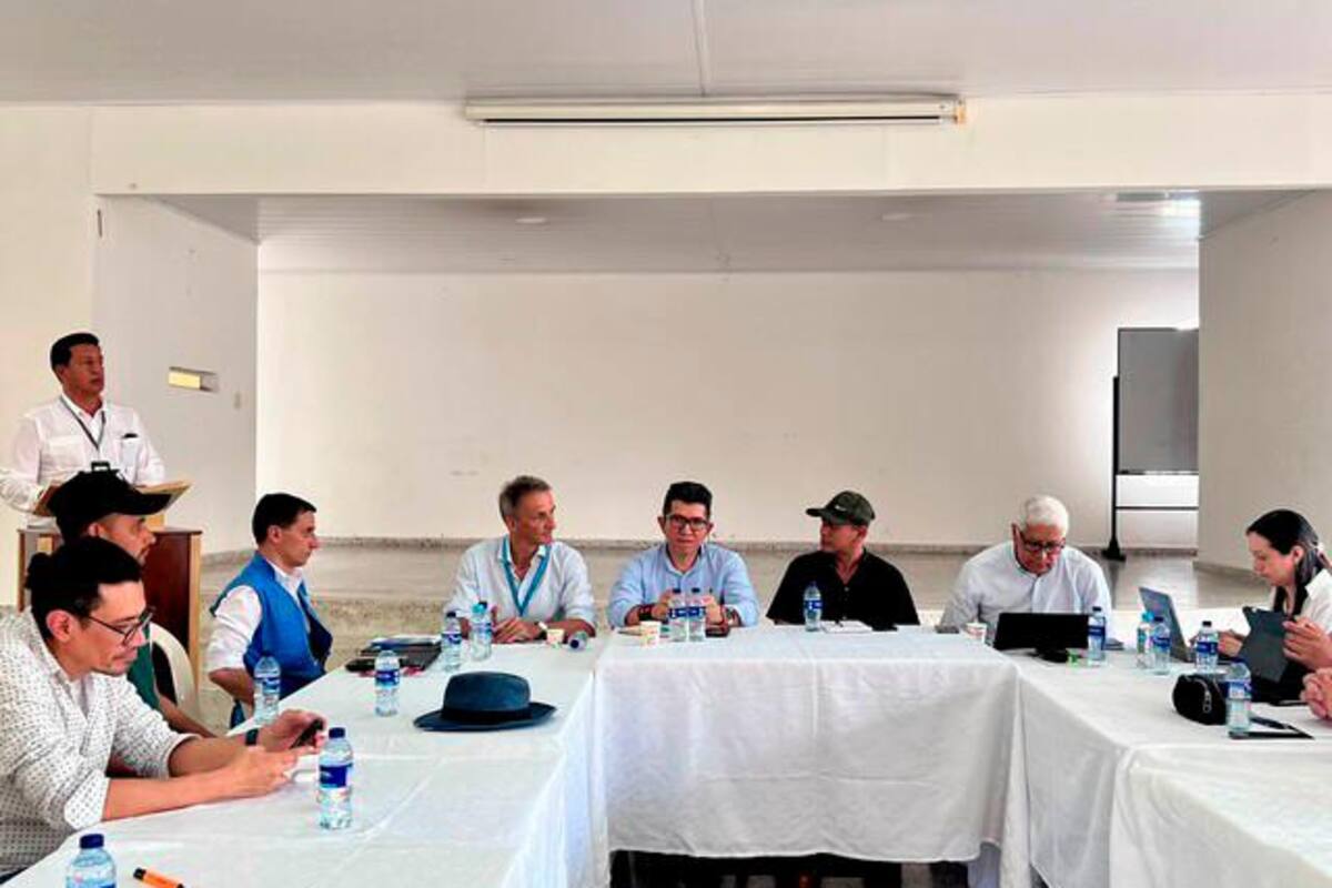 “Negociar no es pretexto de inacción de la fuerza pública”: Comisionado de Paz