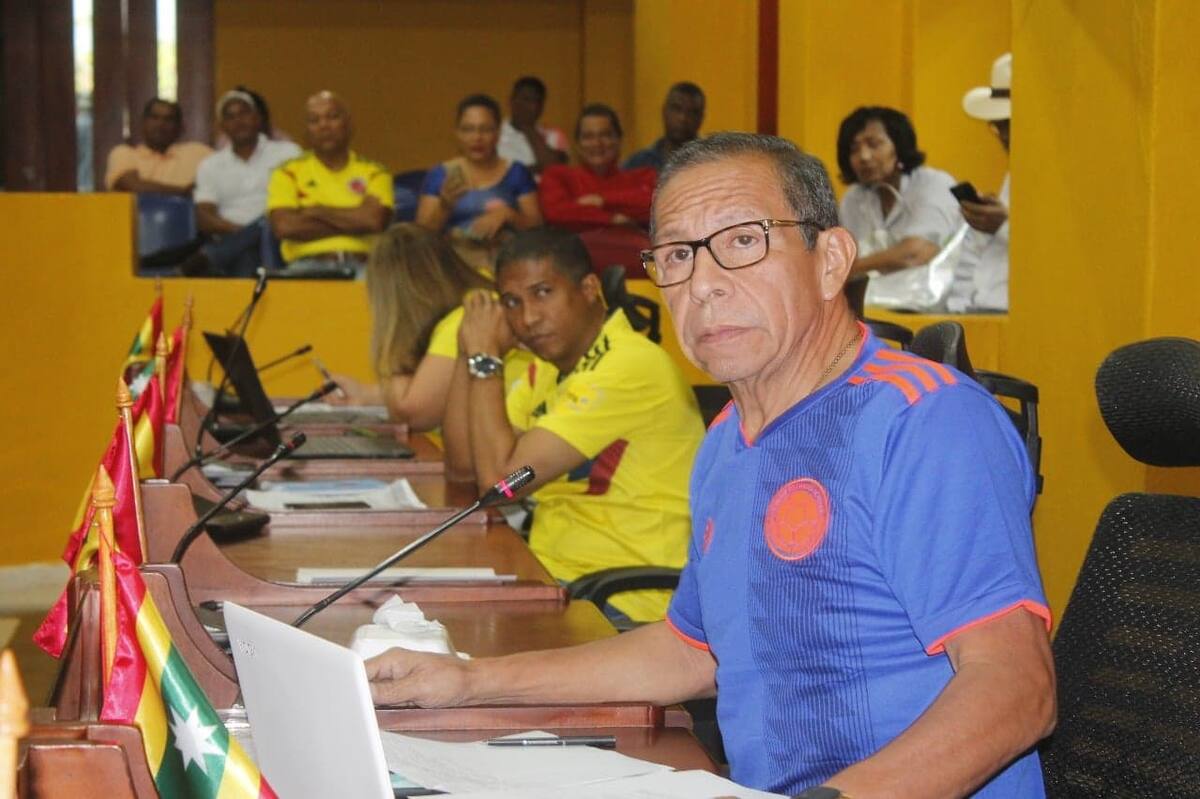 El concejal César Pión, es el ponente del proyecto para el préstamo de $20 mil millones para Transcaribe. El Universal