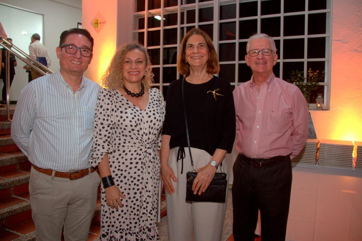 Juan Leiva, Liseth Urquijo, María Teresa Ripoll y Haroldo Calvo.//Foto: Luis Eduardo Herrán - El Universal