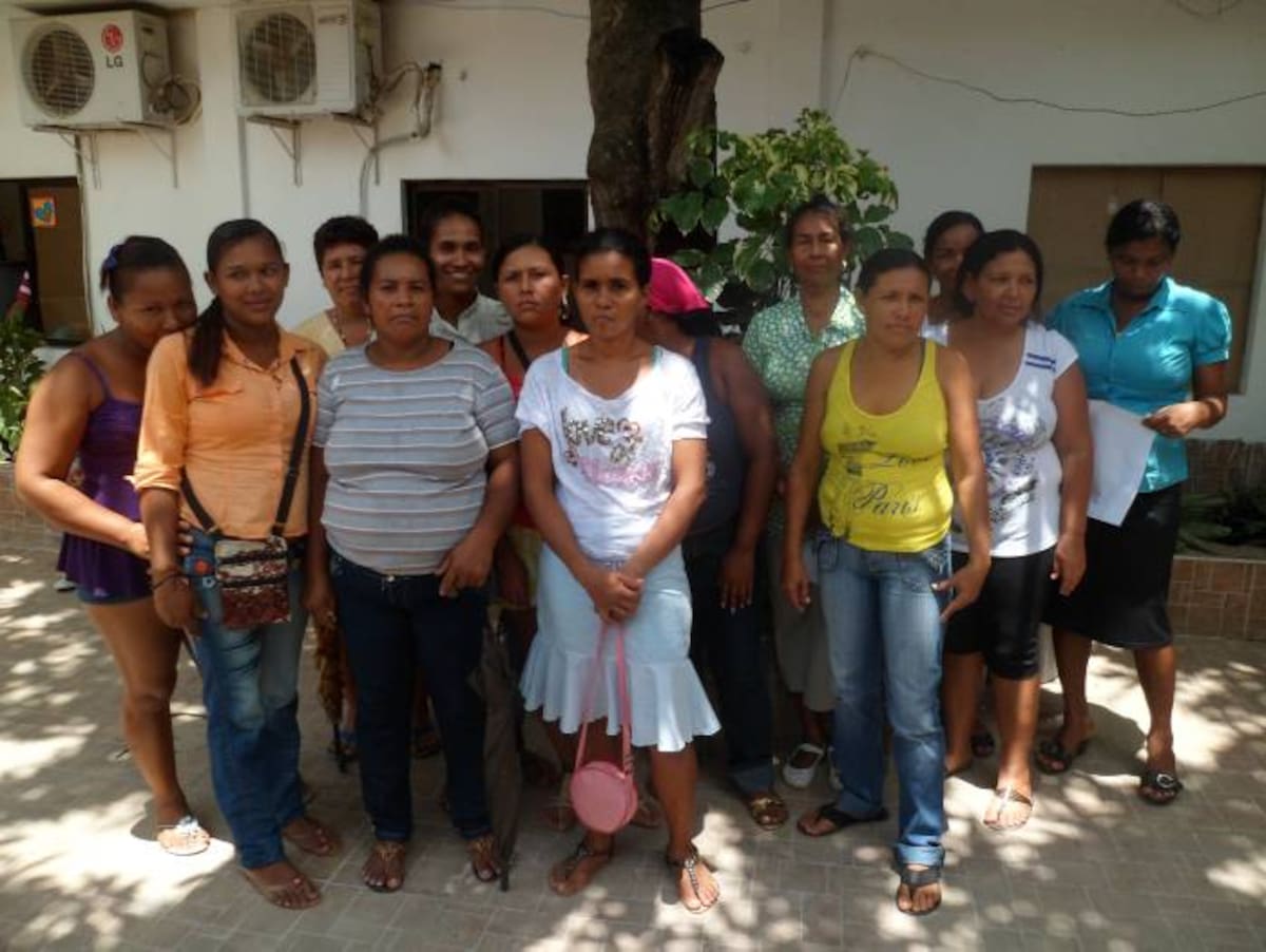 Mujeres beneficiarias de los proyectos Villa Camila y Caimito Uno, en Villanueva. CORTESÍA