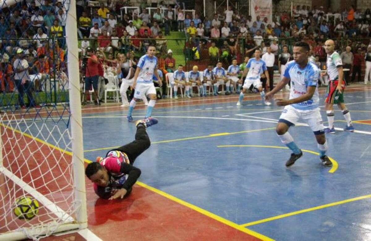Visionarios cayó ante Caciques con pizarra de 3 anotaciones por 1, en un cotejo que empezó ganando y dominando, pero que poco a poco se le salió de control. CORTESÍA