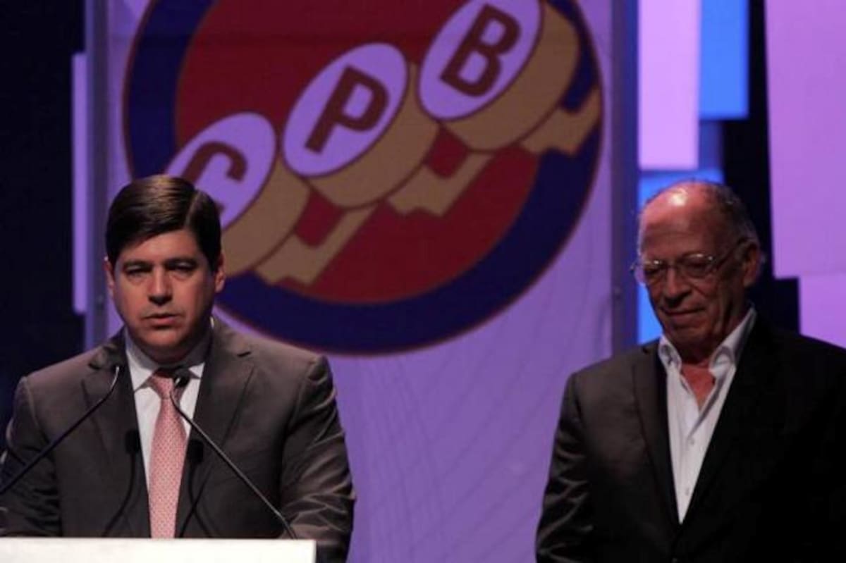 La medalla fue entregada en una ceremonia celebrada en el Teatro Galería Cafam de Bellas Artes, de Bogotá. Colprensa.