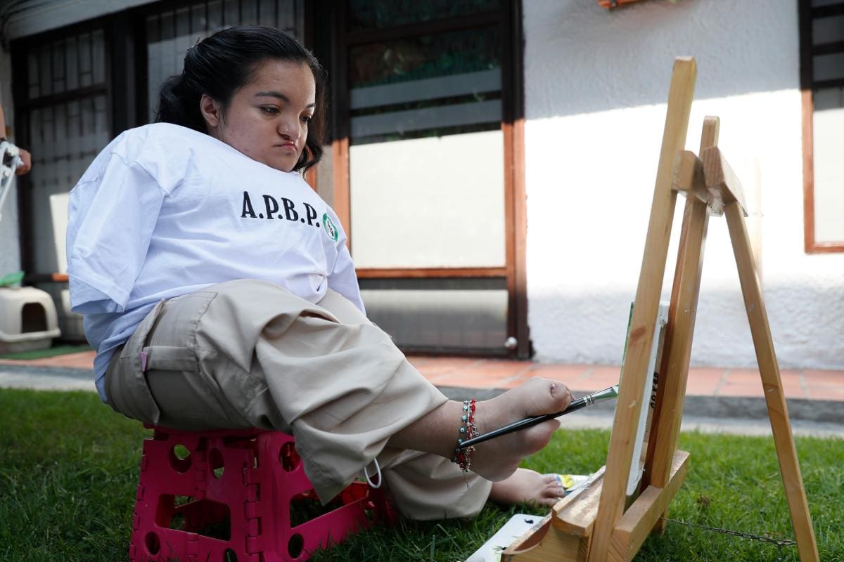 La resiliencia de estos artistas se transmite a través de sus obras. // EFE