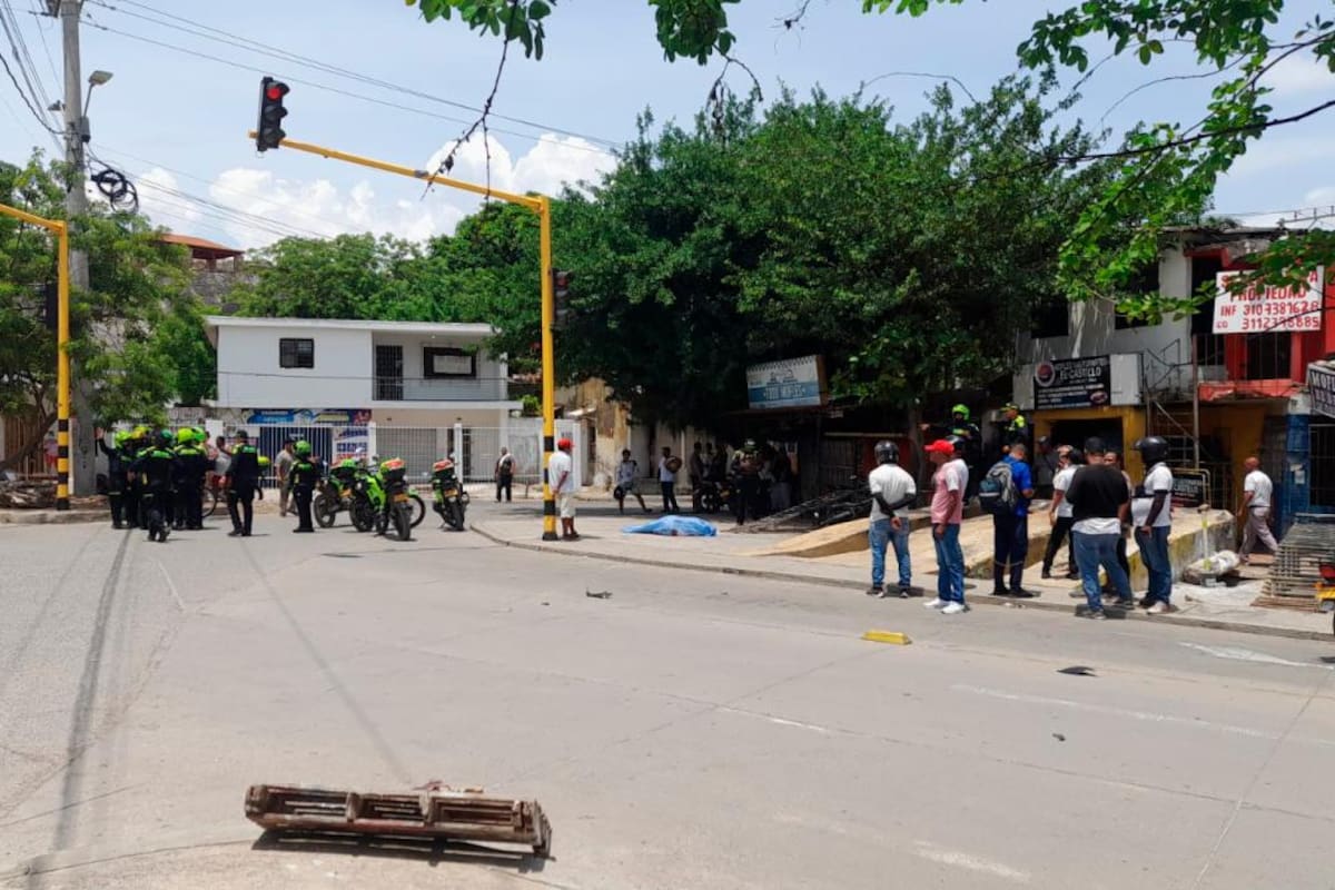 Persecución y balas: asesinan a motociclista cerca a centro comercial