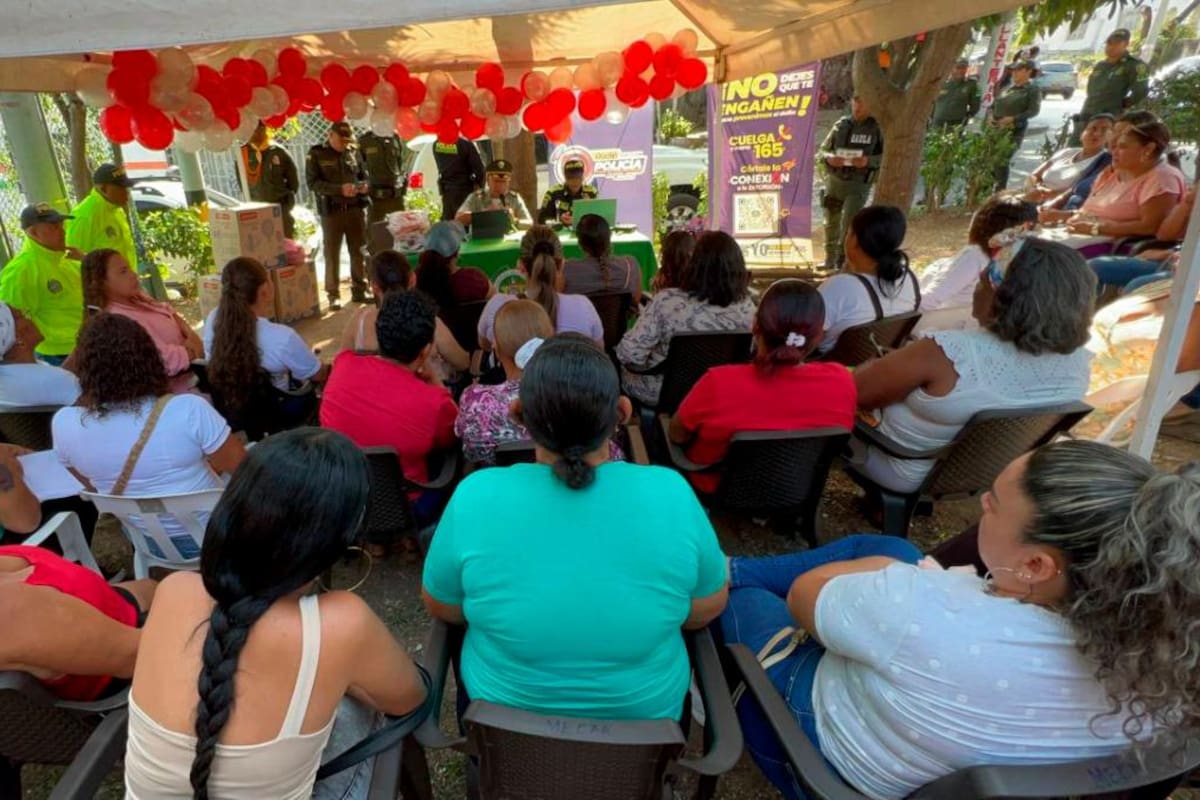 Por un Día de la Madre sin violencia: Policía visita los barrios de Cartagena