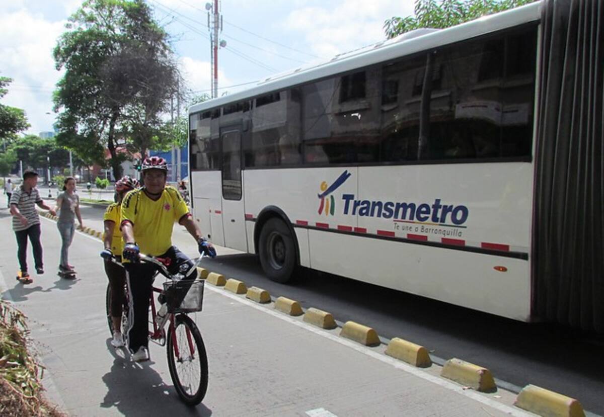 Las personas participaron transportándose en bicicletas, patines, patinetas. EL UNIVERSAL