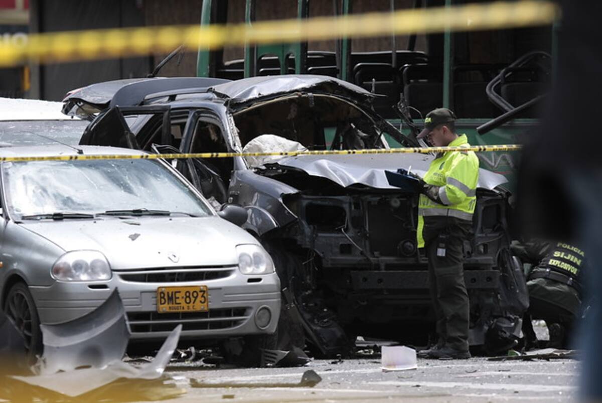 Escena del atentado contra el exministro Fernando Londoño. Colprensa