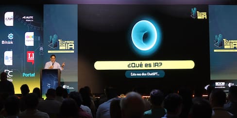 Cumbre en Cartagena: sector constructor pide más talento en inteligencia artificial