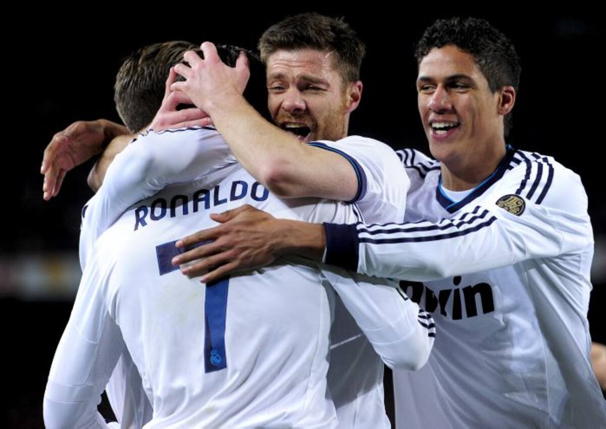 Real Madrid golea en el Camp Nou 3-0 a Barcelona. AFP