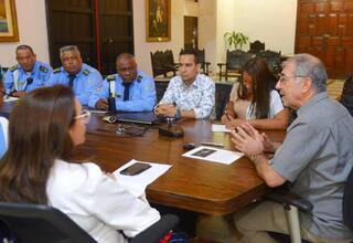 Alcalde se compromete a pagar $1.743 millones a agentes del DATT