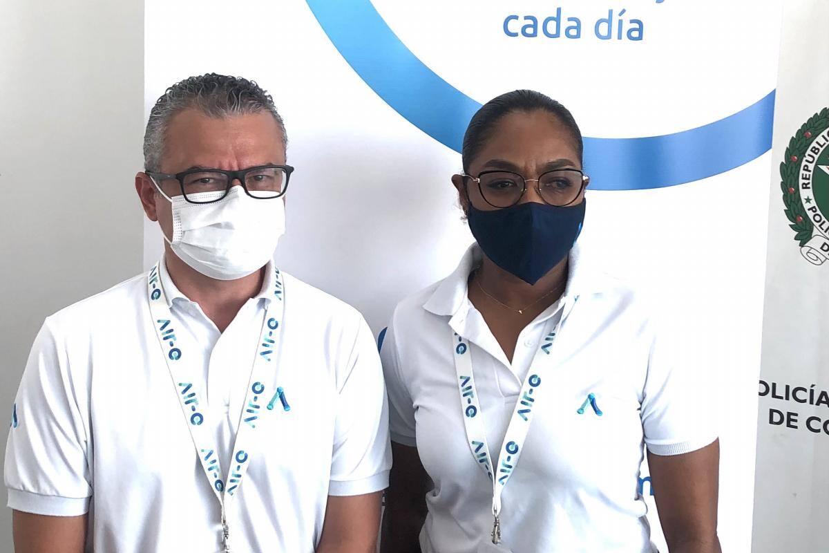 Capturan a dos hombres que alteraban tarjetas de los medidores de energía
