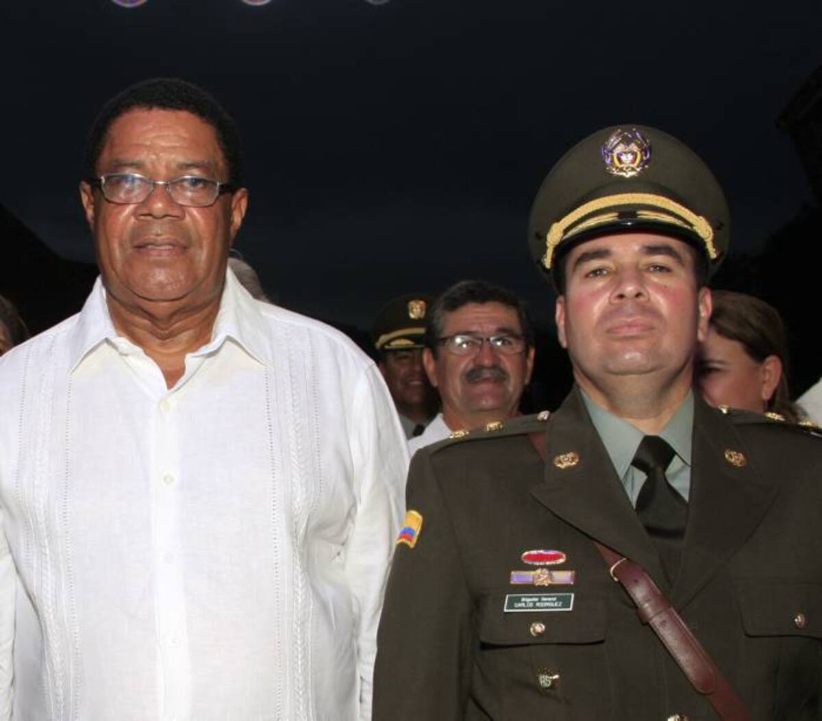 El alcalde mayor Campo Elías Terán Díx junto al comandante de la Policía Metropolitana de Cartagena, Brigadier General, Carlos Rodríguez González. Zenia Valdelamar - El Universal